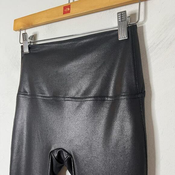 Jane and Bleecker Women's Faux Leather Leggings S Black High Rise Waist Stretch - Picture 2 of 7